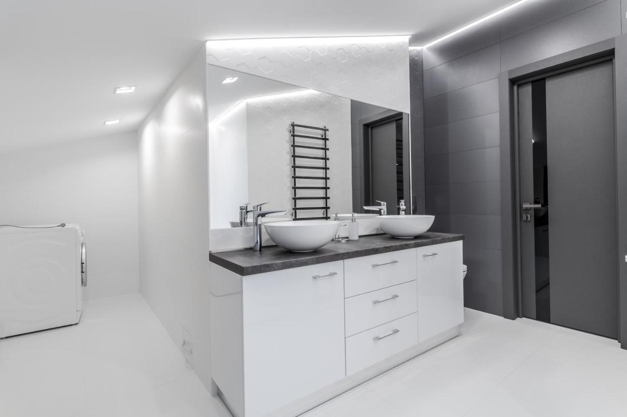 Inshiapartments On Hazova Str 5 Lvov Exteriér fotografie